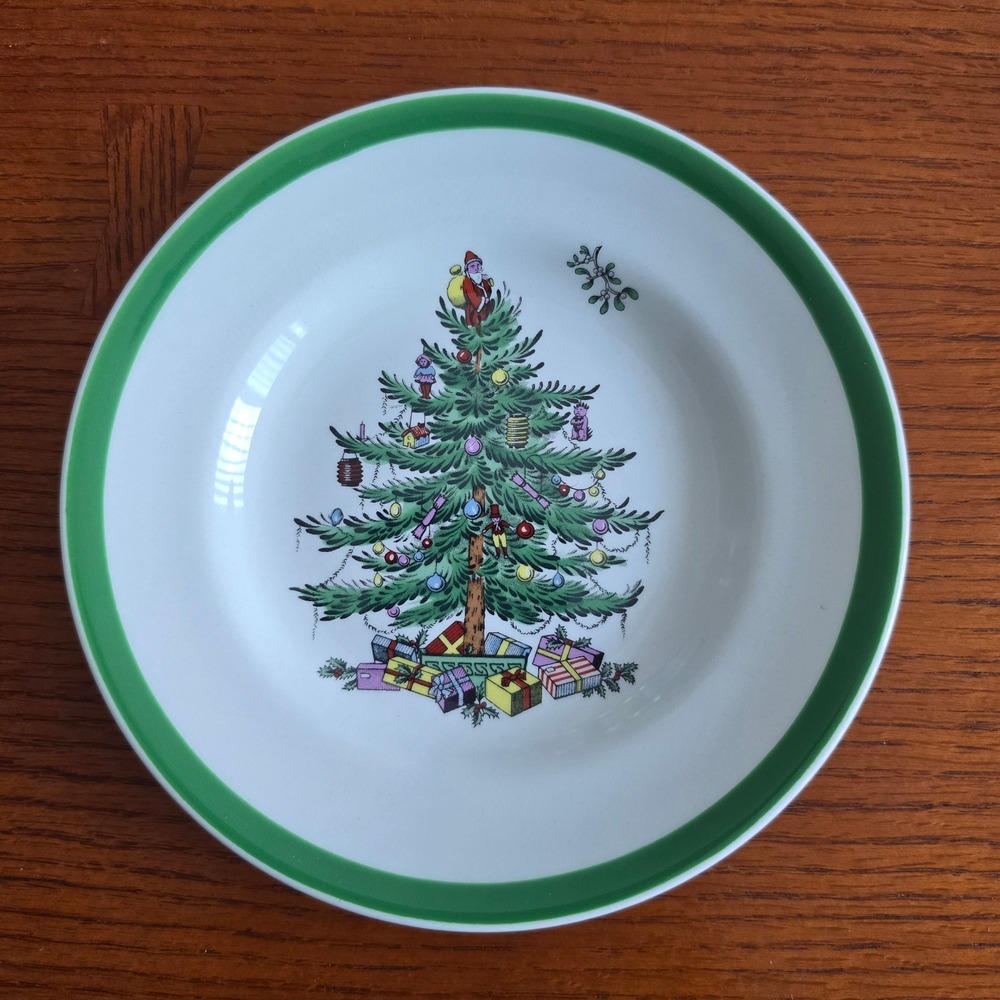 Spode Christmas Tree 6.5 Inch Bread Butter Plate Green Trim S3324-A7 England
